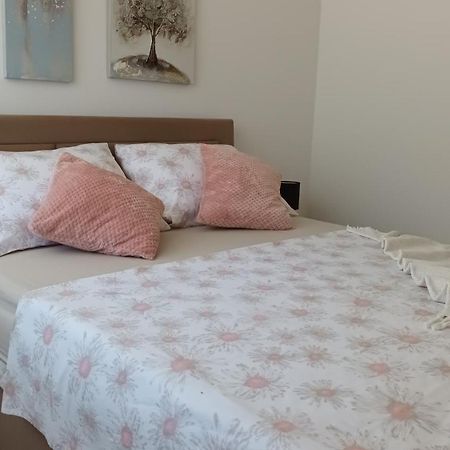 Leona Apartment-Perfect For Four Spalato Esterno foto