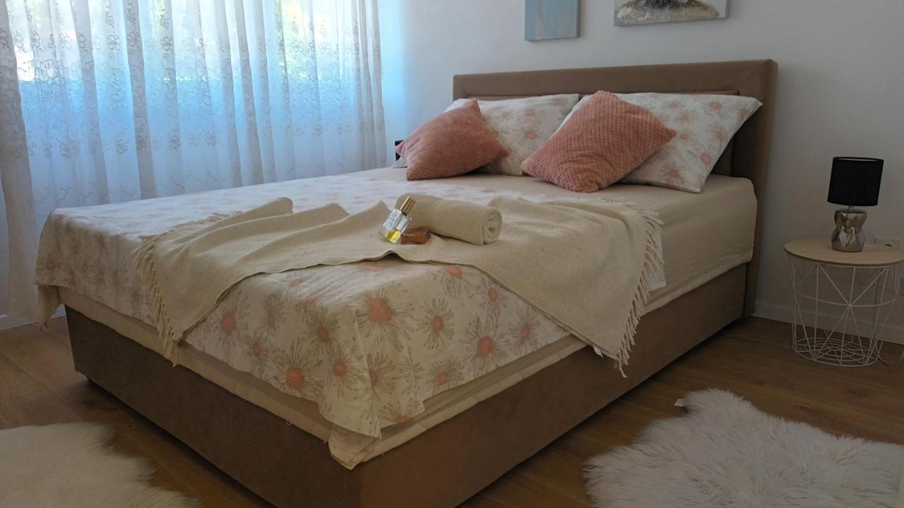 Leona Apartment-Perfect For Four Spalato Esterno foto