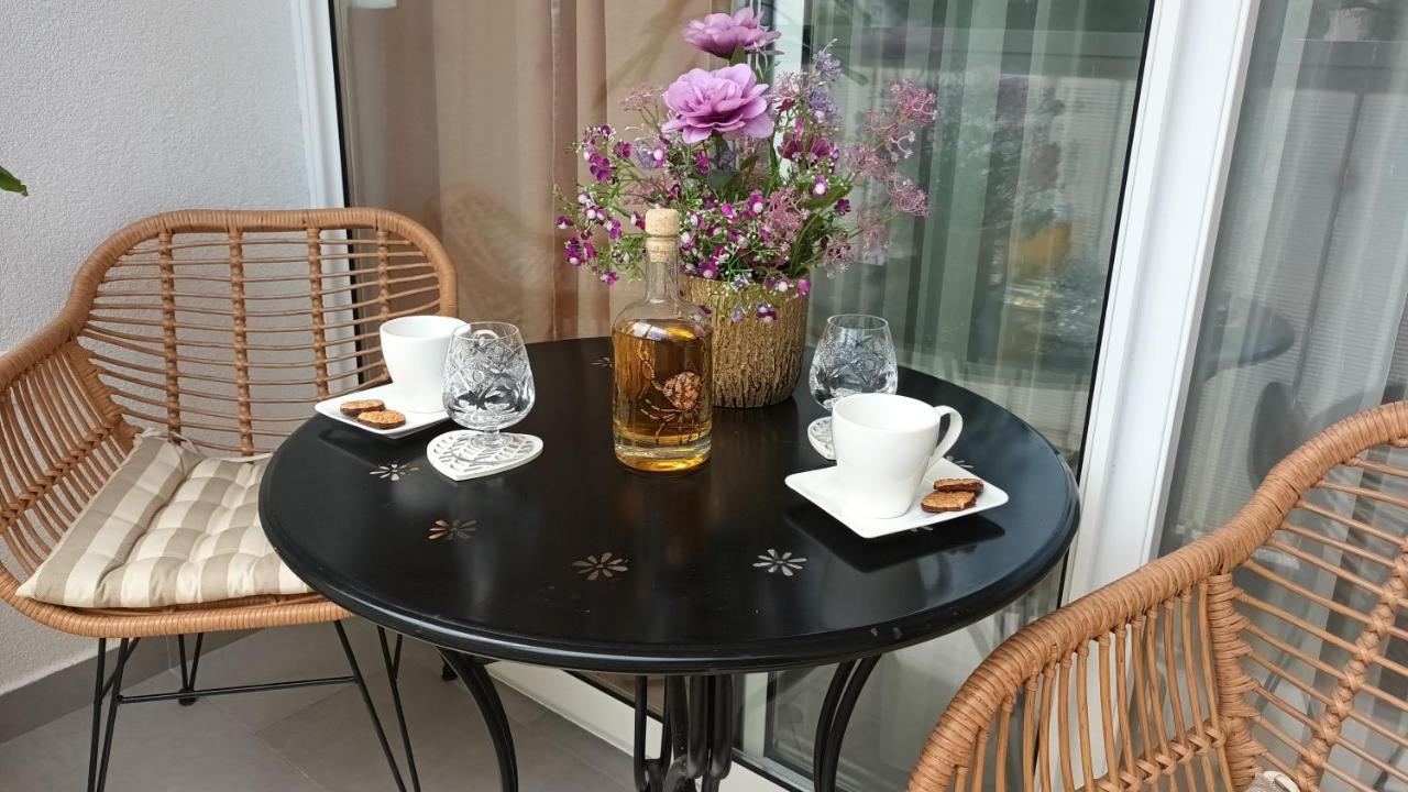Leona Apartment-Perfect For Four Spalato Esterno foto